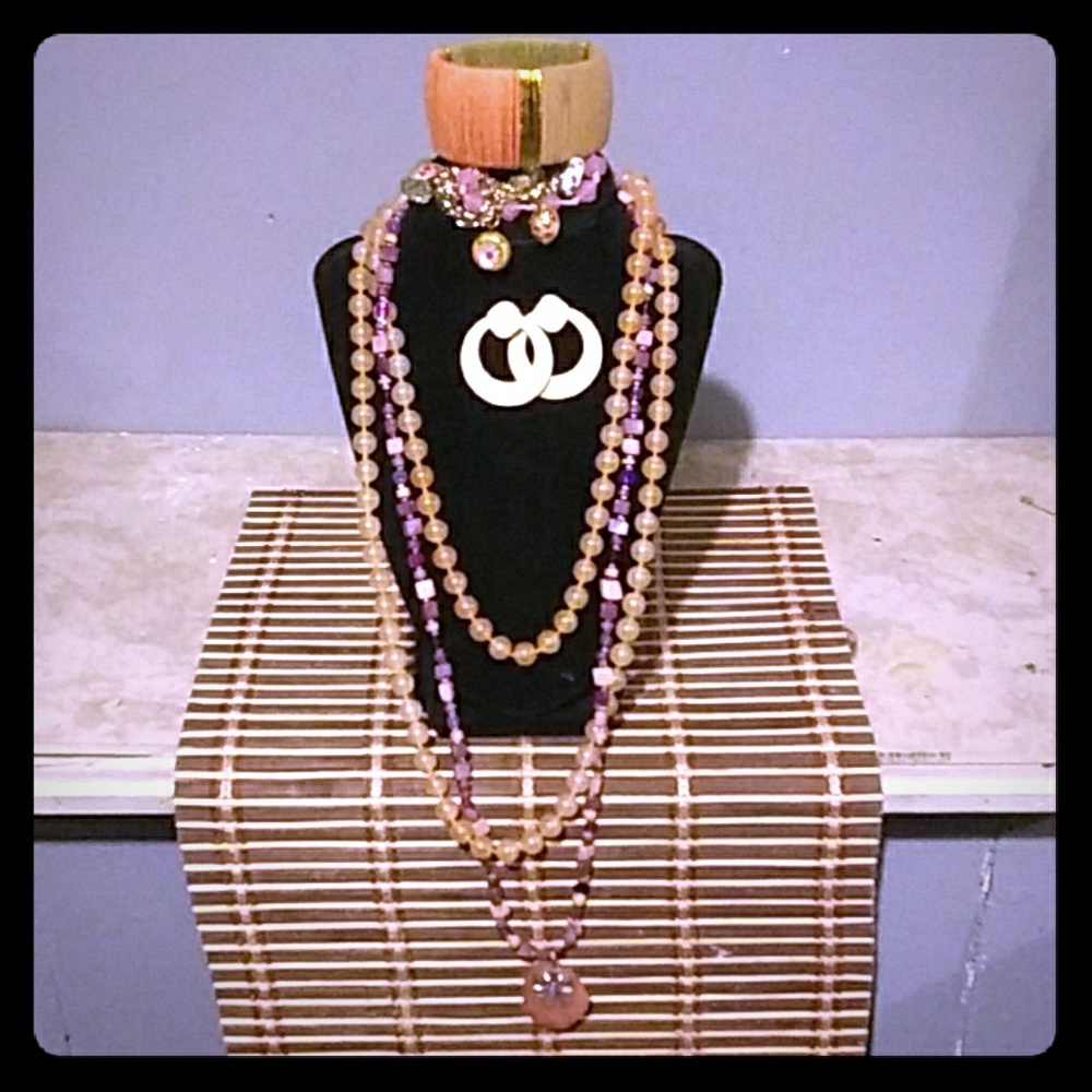 Peachy Keen 5 piece Jewelry Set